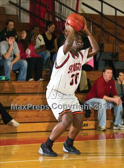 Thumbnail 3 in Stoughton vs. Mansfield (Hockomock League Winter Classic) photogallery.