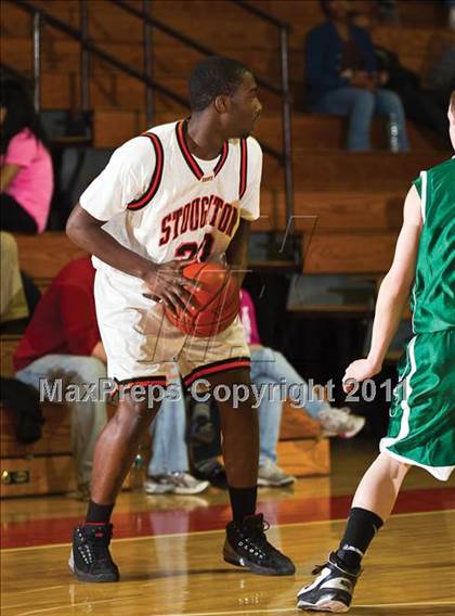 Thumbnail 3 in Stoughton vs. Mansfield (Hockomock League Winter Classic) photogallery.