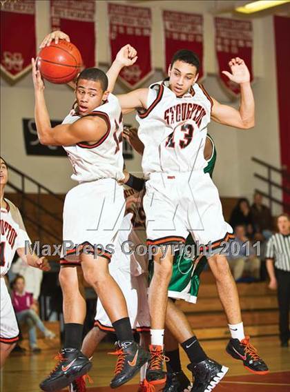 Thumbnail 3 in Stoughton vs. Mansfield (Hockomock League Winter Classic) photogallery.