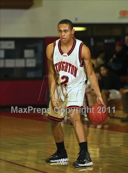 Thumbnail 2 in Stoughton vs. Mansfield (Hockomock League Winter Classic) photogallery.