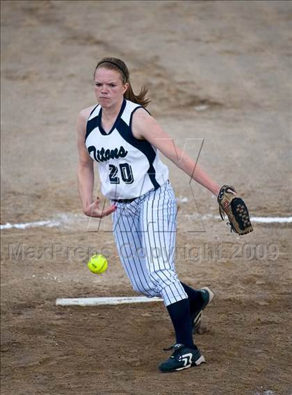 Thumbnail 2 in Bingham vs Syracuse (5A State Tournament) photogallery.