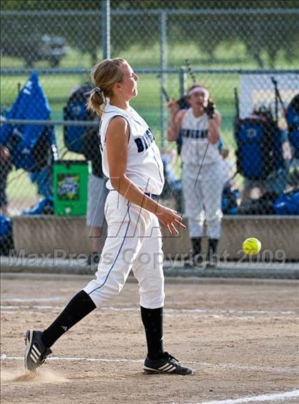 Thumbnail 2 in Bingham vs Syracuse (5A State Tournament) photogallery.