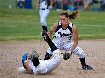 Thumbnail 2 in Bingham vs Syracuse (5A State Tournament) photogallery.