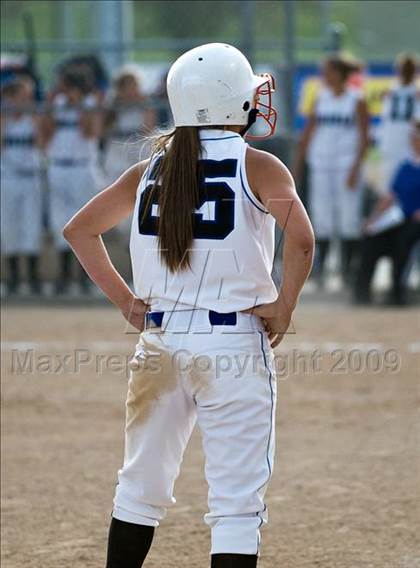 Thumbnail 3 in Bingham vs Syracuse (5A State Tournament) photogallery.