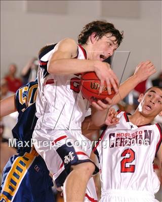 Thumbnail 2 in Ripon Christian vs. Modesto Christian (Section Playoffs) photogallery.