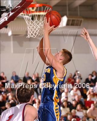 Thumbnail 2 in Ripon Christian vs. Modesto Christian (Section Playoffs) photogallery.