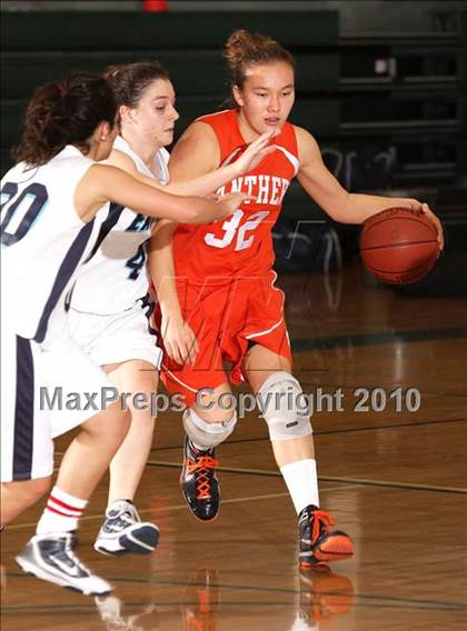 Thumbnail 3 in Poly vs. Pilibos (Providence Tournmanent) photogallery.