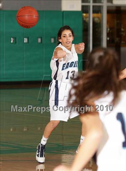 Thumbnail 1 in Poly vs. Pilibos (Providence Tournmanent) photogallery.
