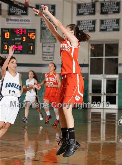 Thumbnail 2 in Poly vs. Pilibos (Providence Tournmanent) photogallery.