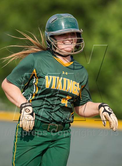 Thumbnail 3 in Tuscarora vs Loudoun Valley (Dulles District Quarterfinal) photogallery.