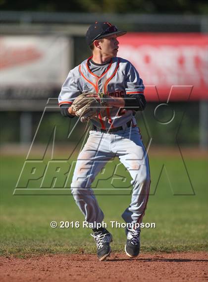 Thumbnail 2 in Los Gatos vs. Clovis West (Boras Classic) photogallery.