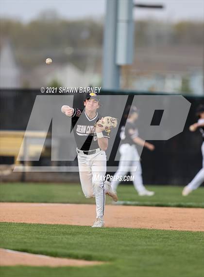 Thumbnail 3 in Guerin Catholic @ Zionsville photogallery.