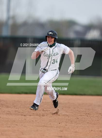 Thumbnail 3 in Guerin Catholic @ Zionsville photogallery.