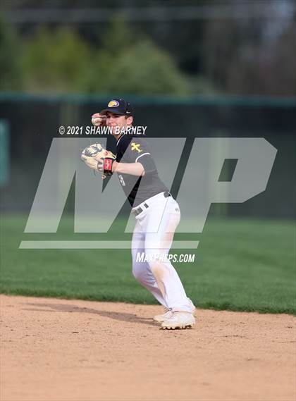 Thumbnail 2 in Guerin Catholic @ Zionsville photogallery.