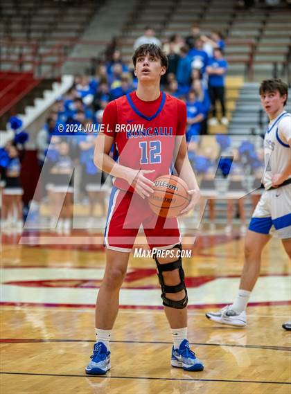 Thumbnail 3 in Roncalli vs. Franklin Central (IHSAA sectional 11 1st round) photogallery.