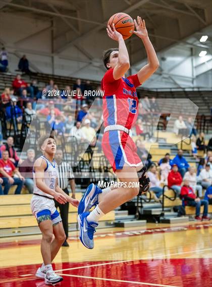 Thumbnail 2 in Roncalli vs. Franklin Central (IHSAA sectional 11 1st round) photogallery.