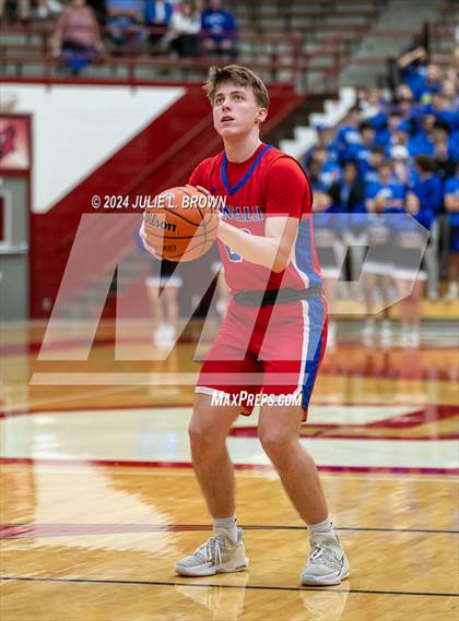 Thumbnail 1 in Roncalli vs. Franklin Central (IHSAA sectional 11 1st round) photogallery.