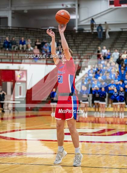 Thumbnail 3 in Roncalli vs. Franklin Central (IHSAA sectional 11 1st round) photogallery.