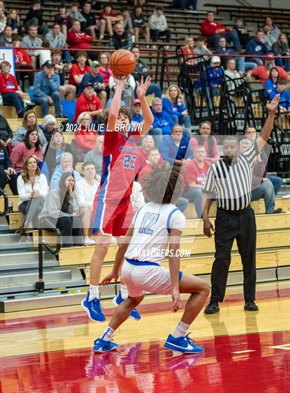 Thumbnail 1 in Roncalli vs. Franklin Central (IHSAA sectional 11 1st round) photogallery.