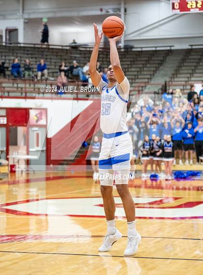 Thumbnail 3 in Roncalli vs. Franklin Central (IHSAA sectional 11 1st round) photogallery.