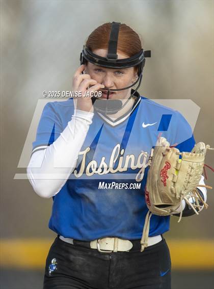 Thumbnail 2 in Monona Grove @ Watertown photogallery.