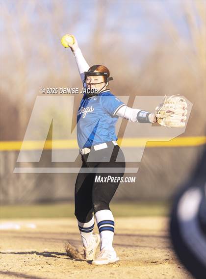 Thumbnail 2 in Monona Grove @ Watertown photogallery.