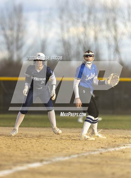 Thumbnail 2 in Monona Grove @ Watertown photogallery.