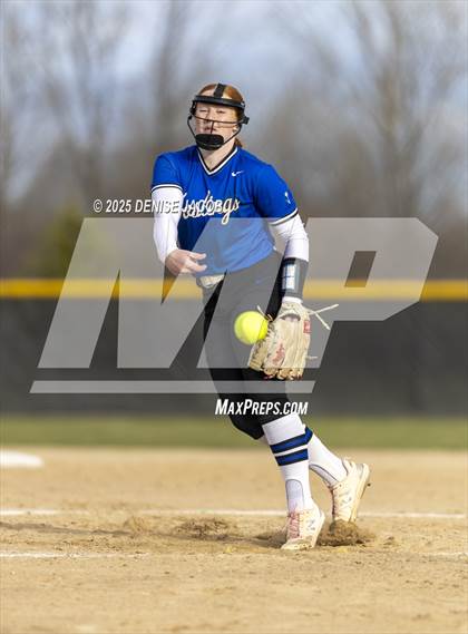 Thumbnail 3 in Monona Grove @ Watertown photogallery.