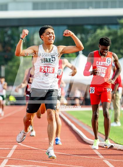 Thumbnail 3 in UIL 4A Boys Track & Field Finals photogallery.