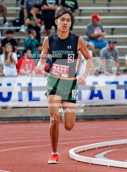 Thumbnail 2 in UIL 4A Boys Track & Field Finals photogallery.