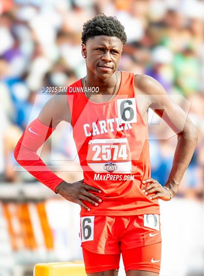 Thumbnail 1 in UIL 4A Boys Track & Field Finals photogallery.