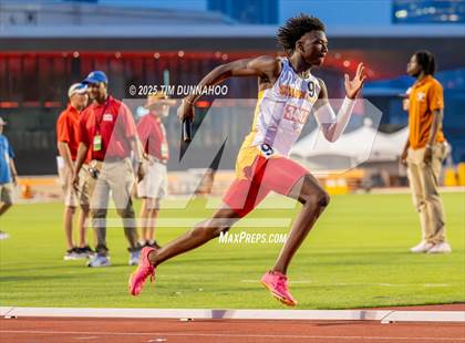 Thumbnail 1 in UIL 4A Boys Track & Field Finals photogallery.