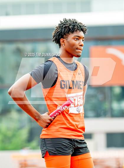 Thumbnail 2 in UIL 4A Boys Track & Field Finals photogallery.