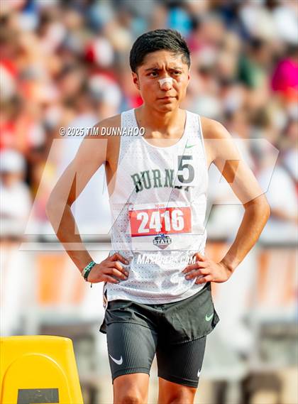 Thumbnail 3 in UIL 4A Boys Track & Field Finals photogallery.
