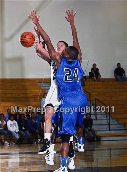 Thumbnail 3 in Mansfield Summit @ Clark (McDonald's Texas Invitational) photogallery.