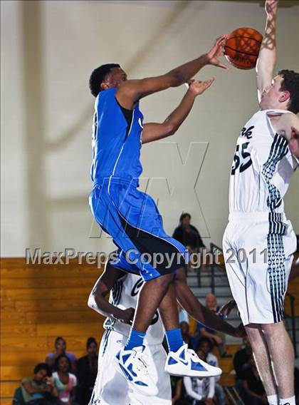 Thumbnail 3 in Mansfield Summit @ Clark (McDonald's Texas Invitational) photogallery.