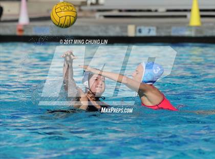 Thumbnail 2 in Corona del Mar vs. Santiago (Newport Holiday Cup) photogallery.