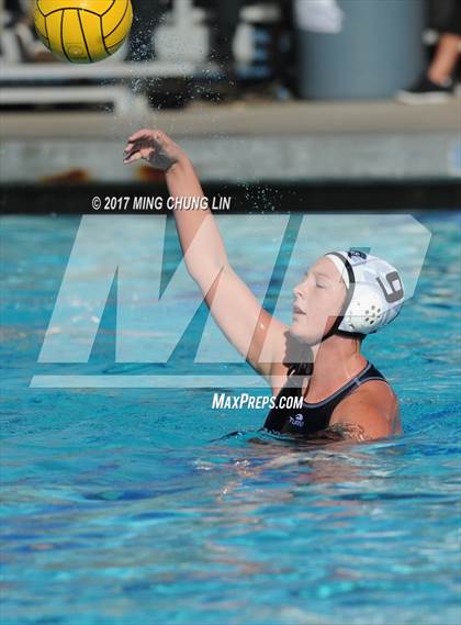 Thumbnail 1 in Corona del Mar vs. Santiago (Newport Holiday Cup) photogallery.