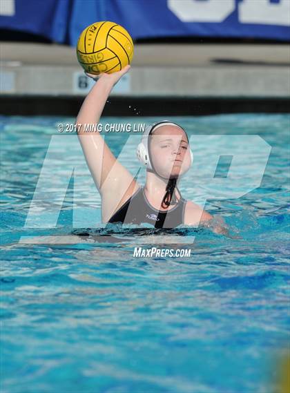 Thumbnail 1 in Corona del Mar vs. Santiago (Newport Holiday Cup) photogallery.