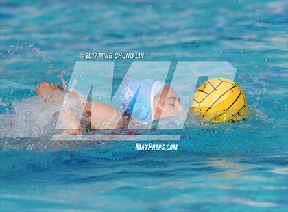 Thumbnail 2 in Corona del Mar vs. Santiago (Newport Holiday Cup) photogallery.