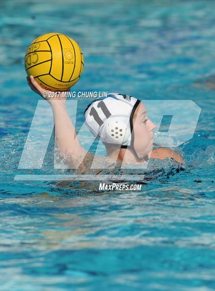 Thumbnail 1 in Corona del Mar vs. Santiago (Newport Holiday Cup) photogallery.