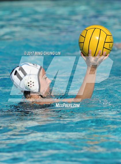 Thumbnail 2 in Corona del Mar vs. Santiago (Newport Holiday Cup) photogallery.