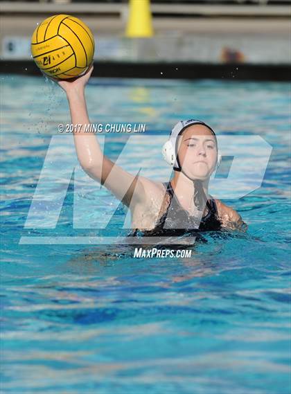 Thumbnail 2 in Corona del Mar vs. Santiago (Newport Holiday Cup) photogallery.