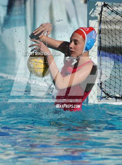 Thumbnail 1 in Corona del Mar vs. Santiago (Newport Holiday Cup) photogallery.