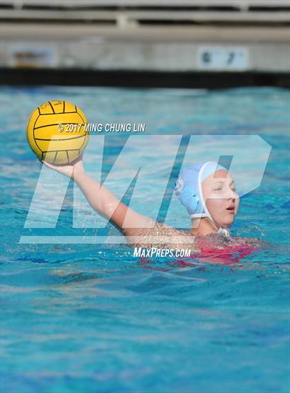 Thumbnail 2 in Corona del Mar vs. Santiago (Newport Holiday Cup) photogallery.