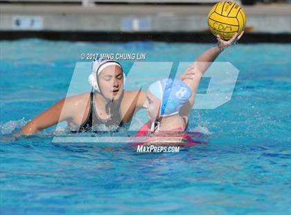 Thumbnail 1 in Corona del Mar vs. Santiago (Newport Holiday Cup) photogallery.