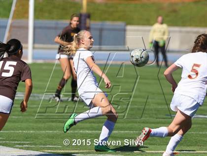 Thumbnail 2 in Mission Hills vs. Serra (CIF SDS D3 Final) photogallery.