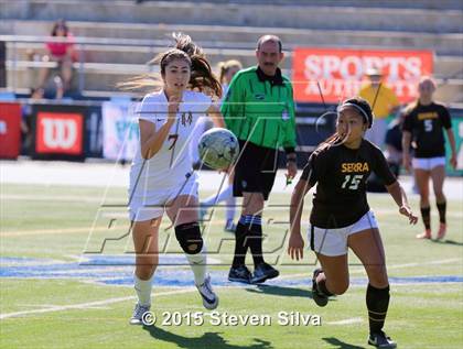 Thumbnail 2 in Mission Hills vs. Serra (CIF SDS D3 Final) photogallery.