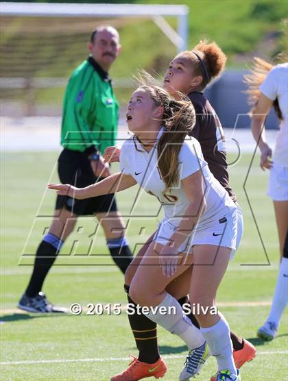 Thumbnail 1 in Mission Hills vs. Serra (CIF SDS D3 Final) photogallery.