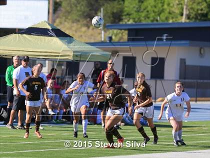 Thumbnail 3 in Mission Hills vs. Serra (CIF SDS D3 Final) photogallery.
